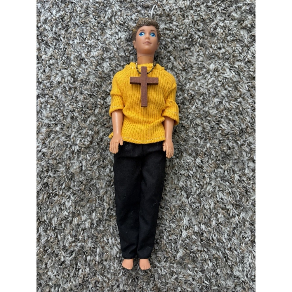 1989 Mattel Ken Doll Barbies Boyfriend Religious Altar boy Outfit
